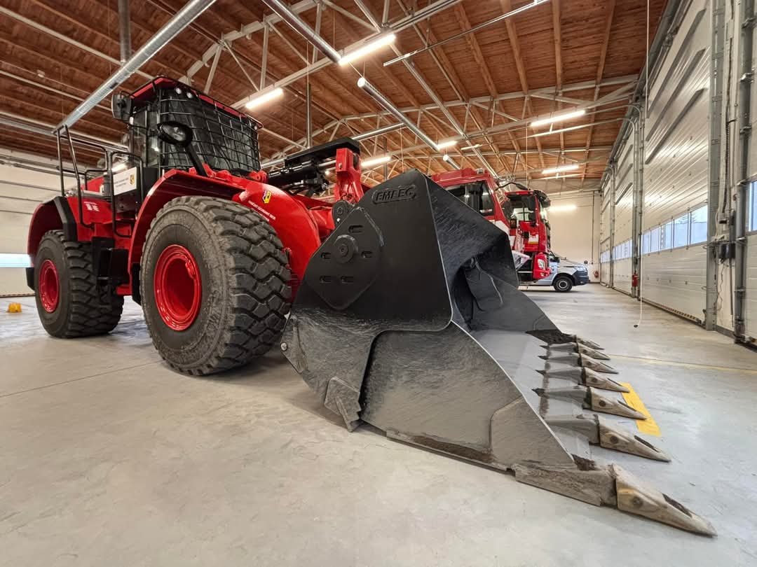 CAT 966